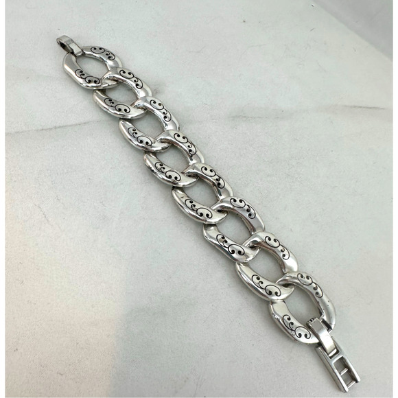 Brighton Silver toned  8 link chunky bracelet Preowned - Picture 1 of 6